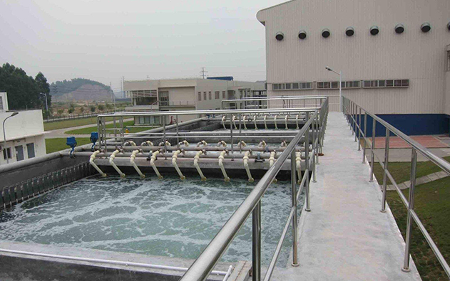 簡要分析回轉式格柵除污機